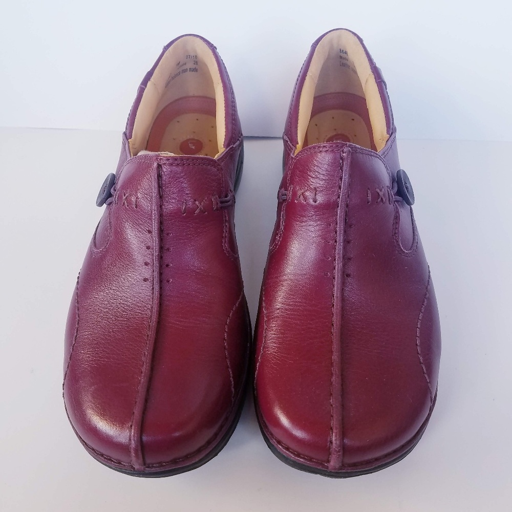 Clarks Unstructured Unloop Casual Leather Slipon - image 8